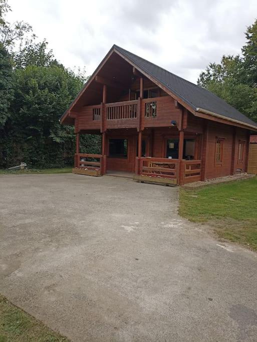 Chalet A La Campagne Bury  Eksteriør bilde